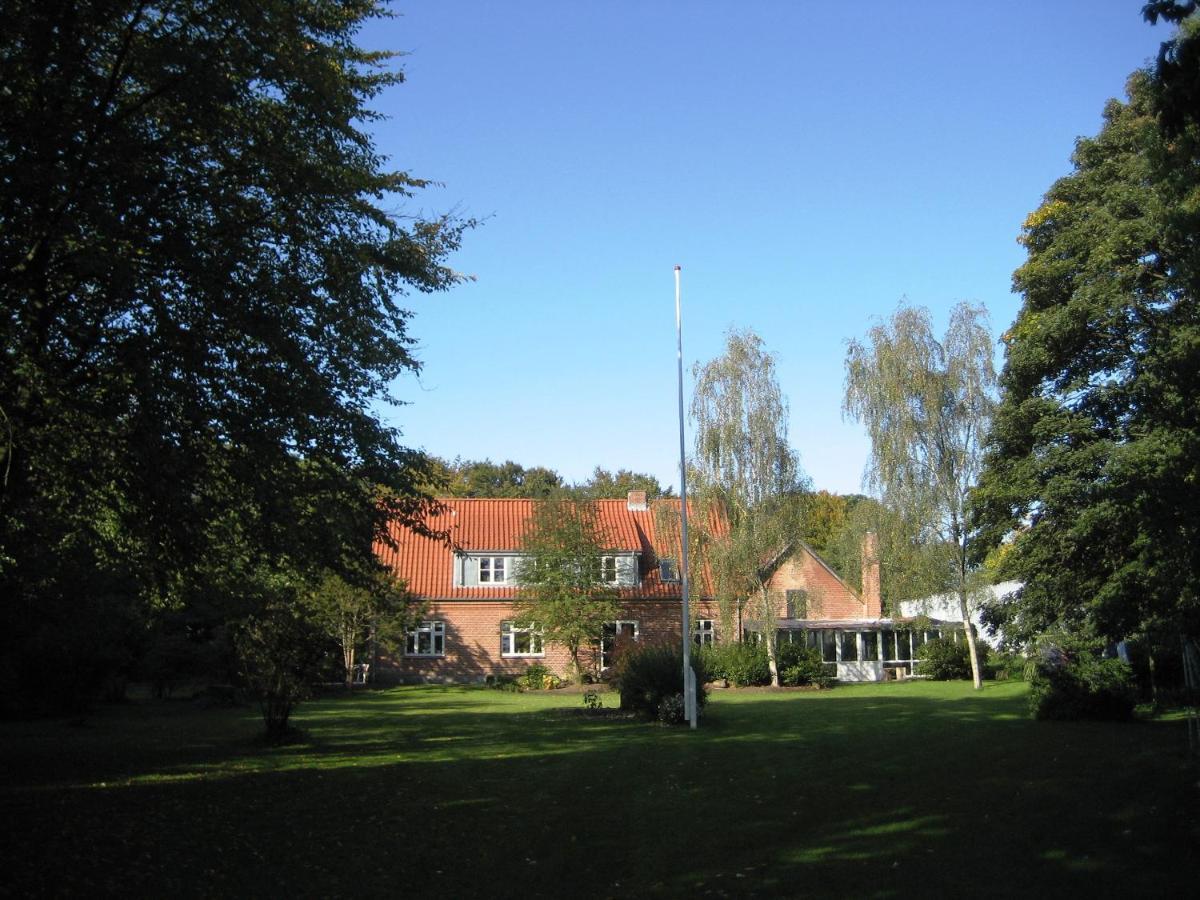 Gunneruphus Bed & Breakfast Хернинг Экстерьер фото