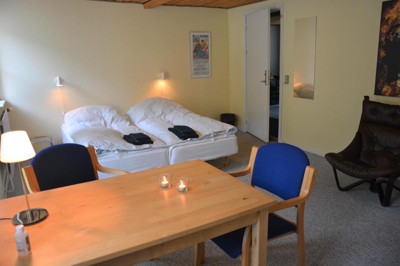 Gunneruphus Bed & Breakfast Хернинг Экстерьер фото